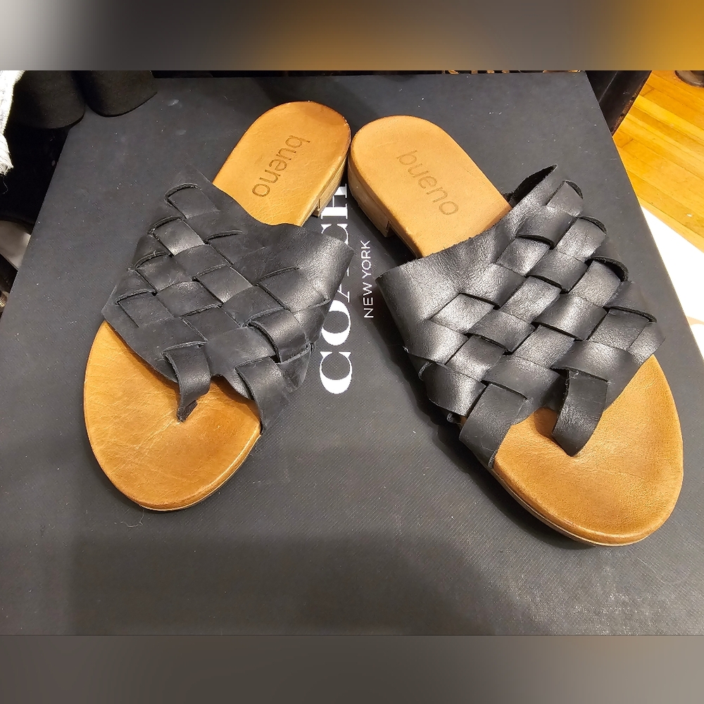 Bueno Black and Brown Slide Sandals